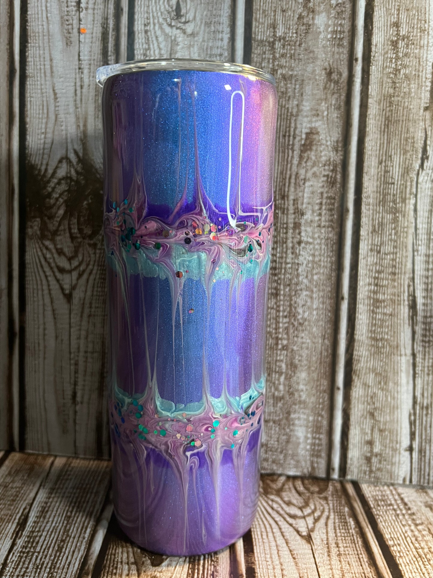 Chameleon sound wave tumbler