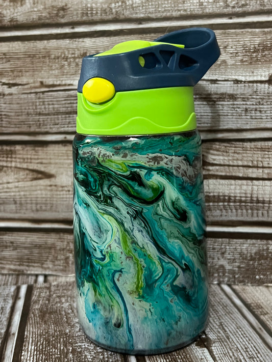 Kid’s green tumbler