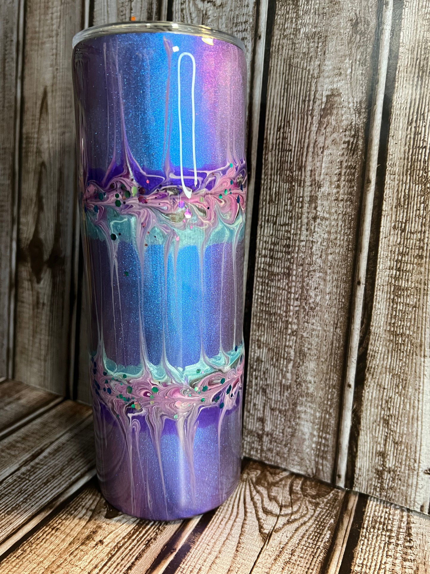 Chameleon sound wave tumbler